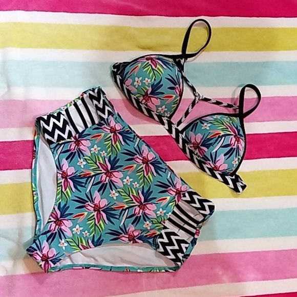 HP 5/24 5⭐s 1 LEFT HIGH Waisted Bikini - Picture 2 of 6